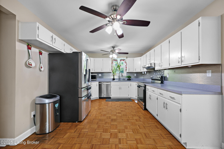 Listing Image 18