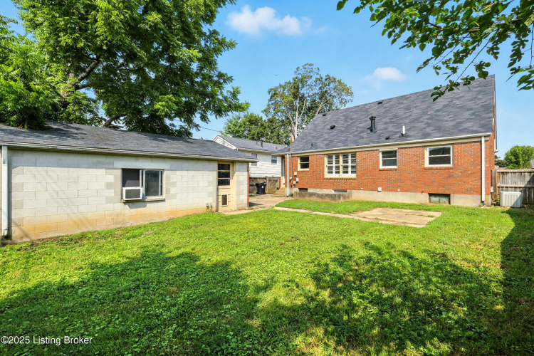 Listing Image 26