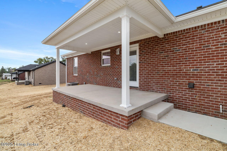 Listing Image 32