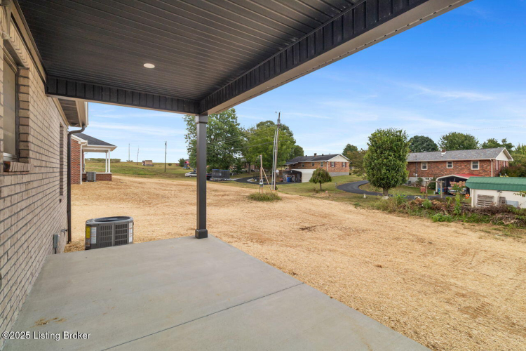 Listing Image 29