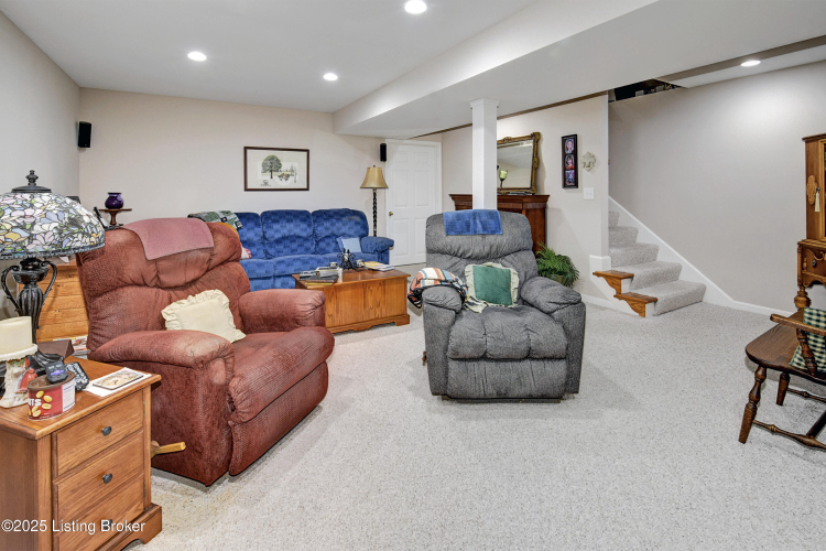 Listing Image 34