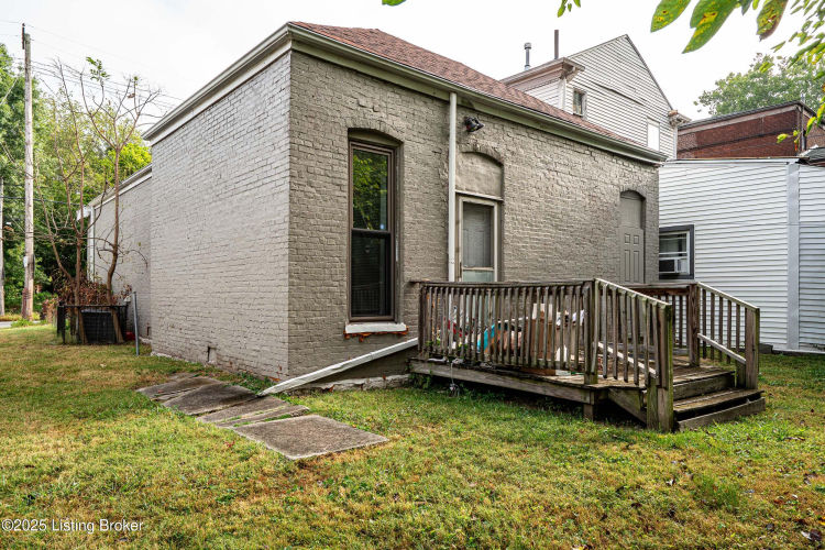 Listing Image 10