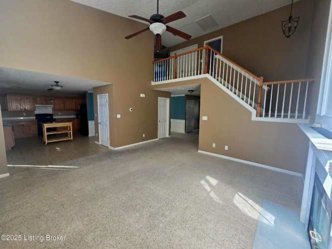 Listing Image 45