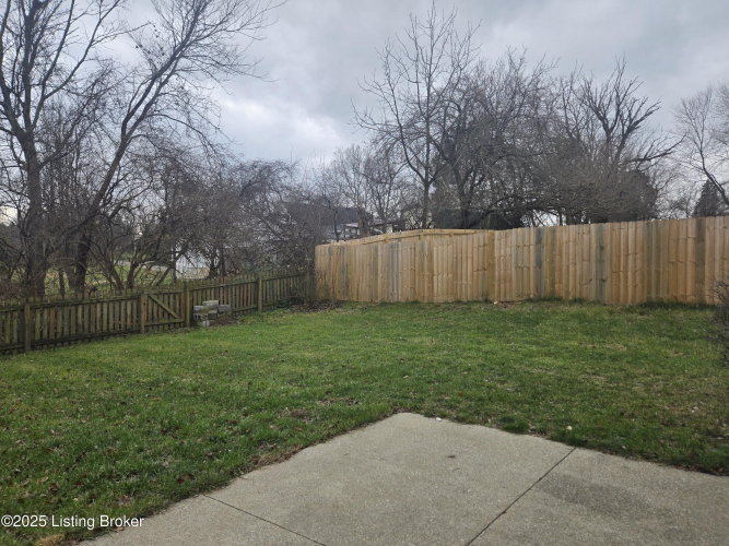 Listing Image 7