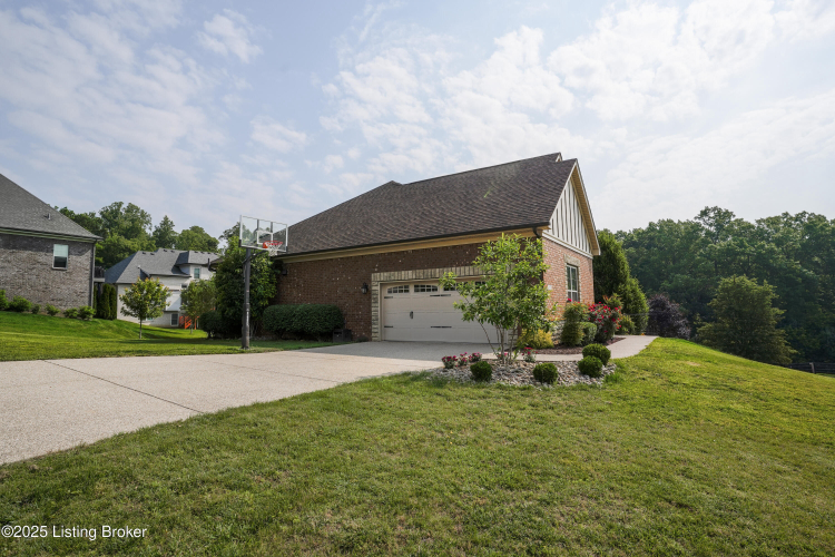 Listing Image 34