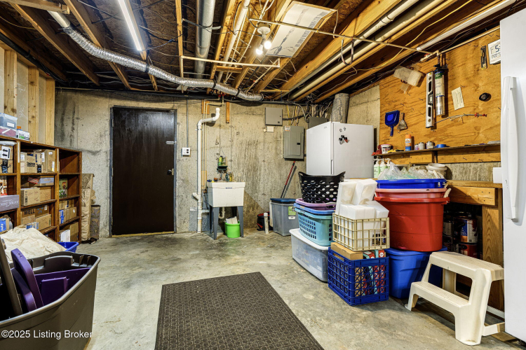Listing Image 53
