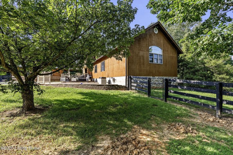 Listing Image 85