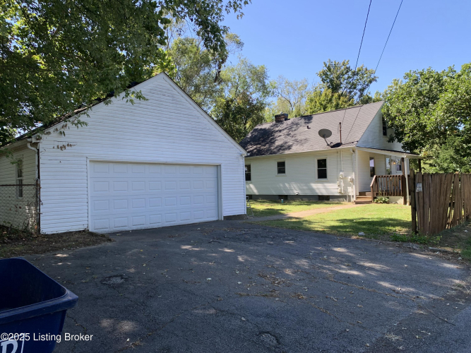 Listing Image 53