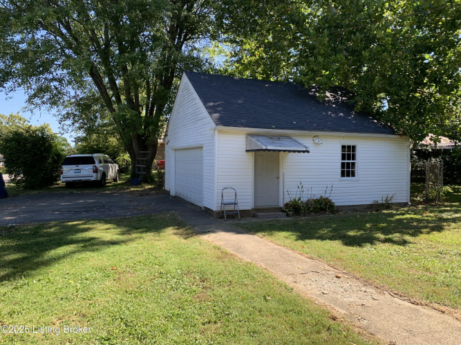 Listing Image 57