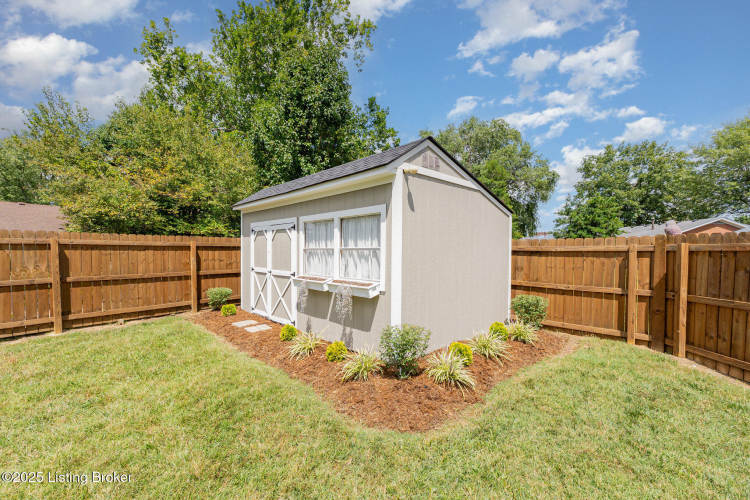 Listing Image 14