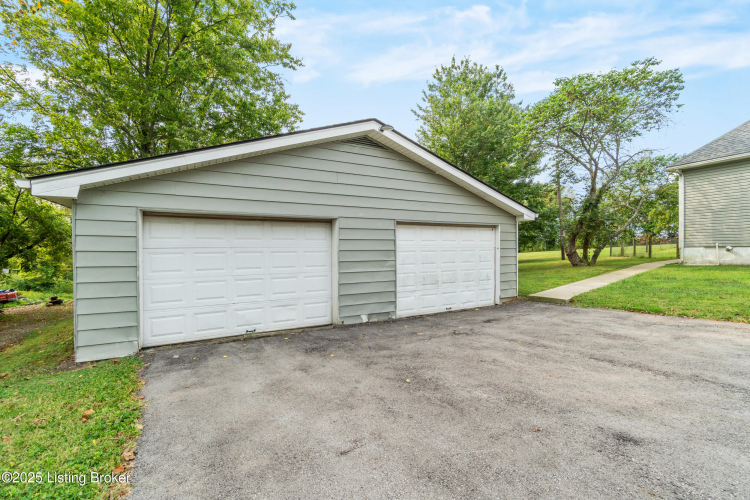 Listing Image 41