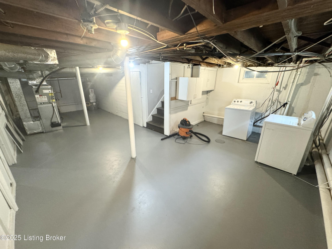 Listing Image 32