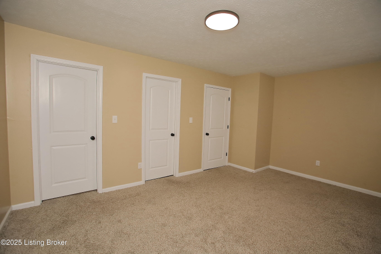 Listing Image 36