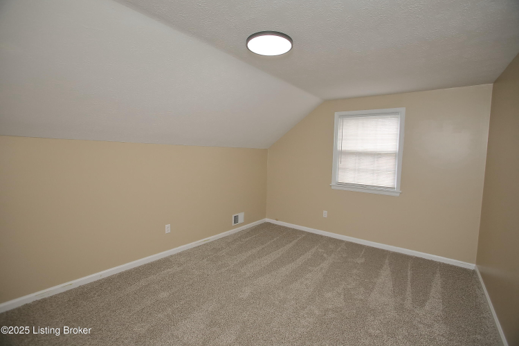 Listing Image 50