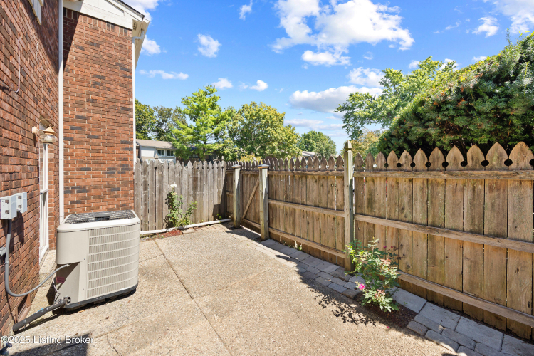 Listing Image 25