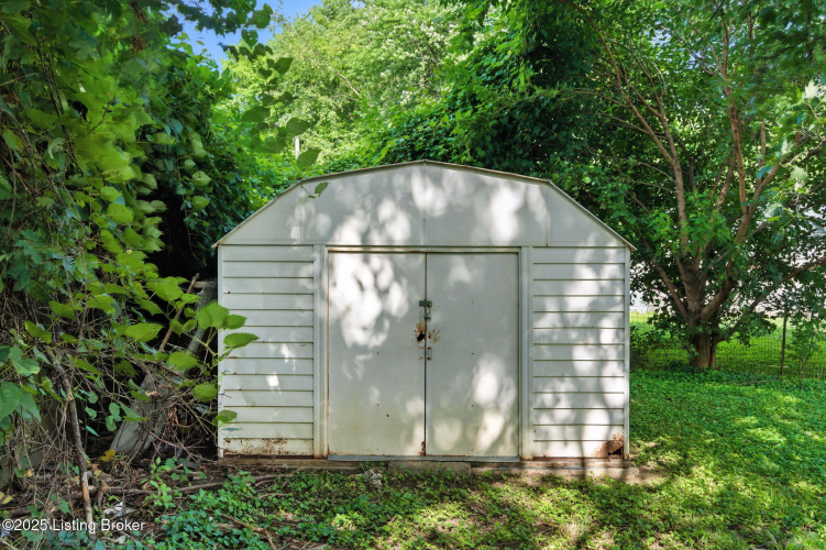 Listing Image 43