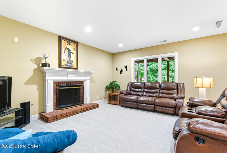 Listing Image 65