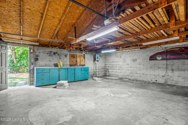 Listing Image 35
