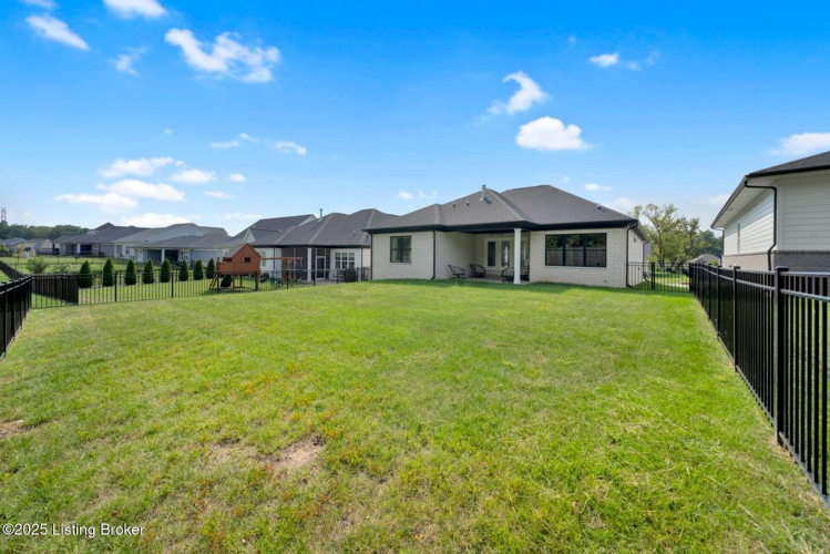 Listing Image 52