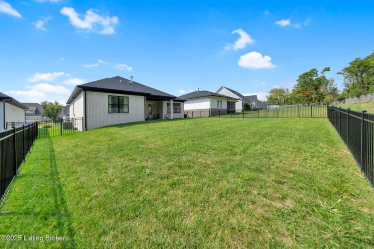 Listing Image 54