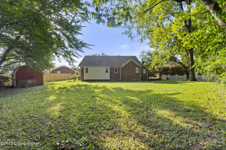Listing Image 24