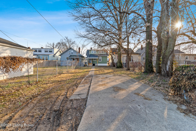 Listing Image 24