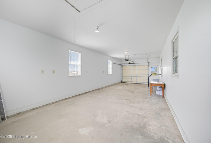 Listing Image 24