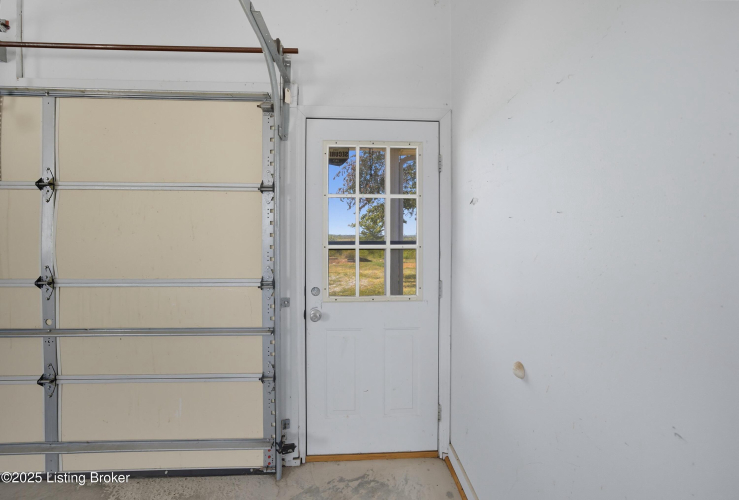 Listing Image 26