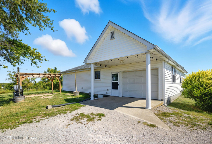 Listing Image 29