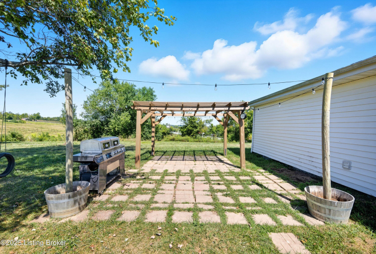 Listing Image 32