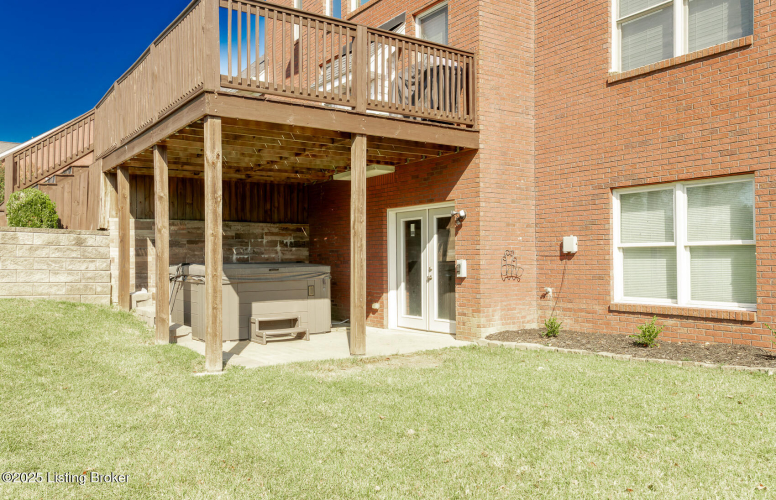 Listing Image 8