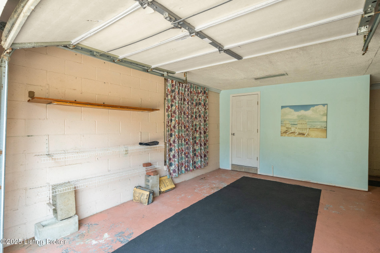Listing Image 76