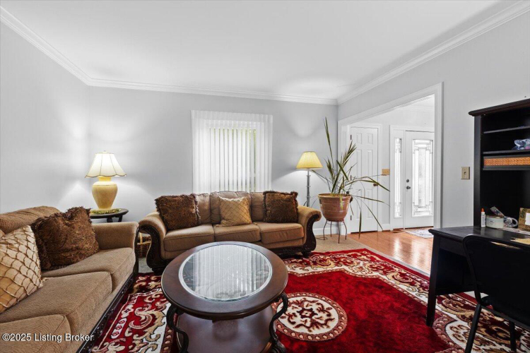 Listing Image 22