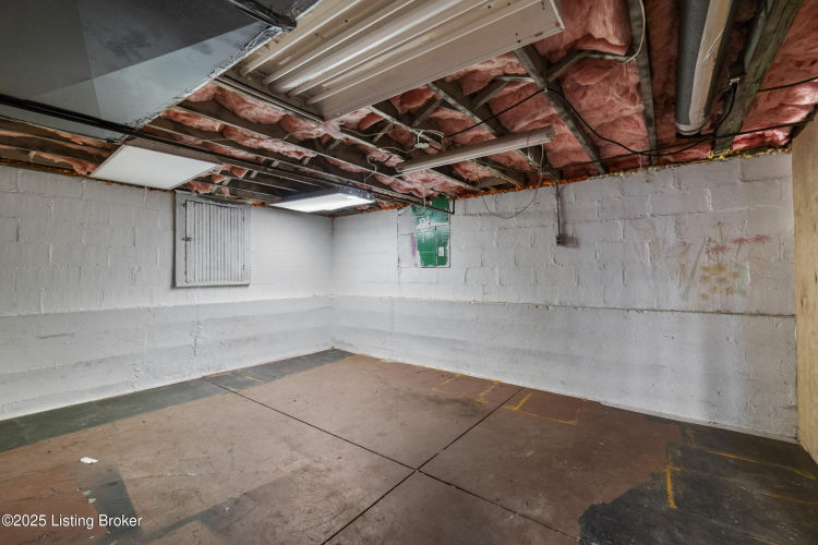 Listing Image 45