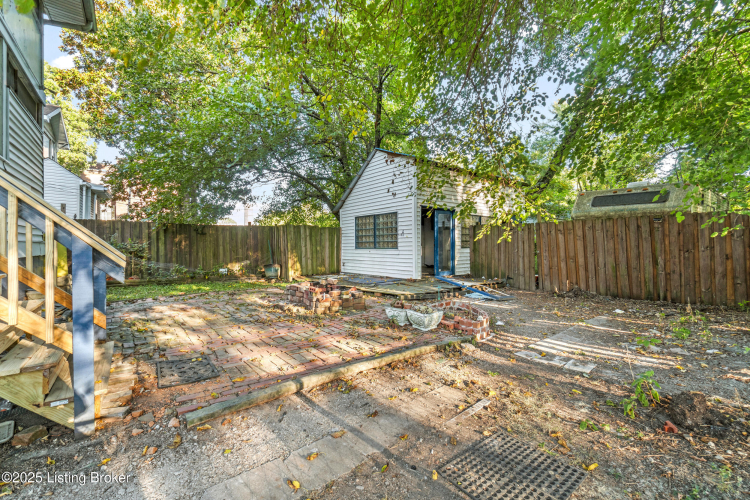 Listing Image 50