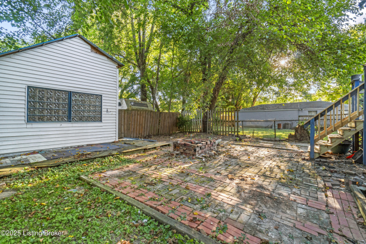 Listing Image 52