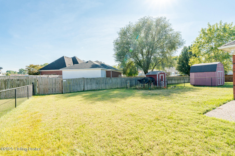Listing Image 36