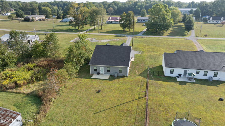 Listing Image 52