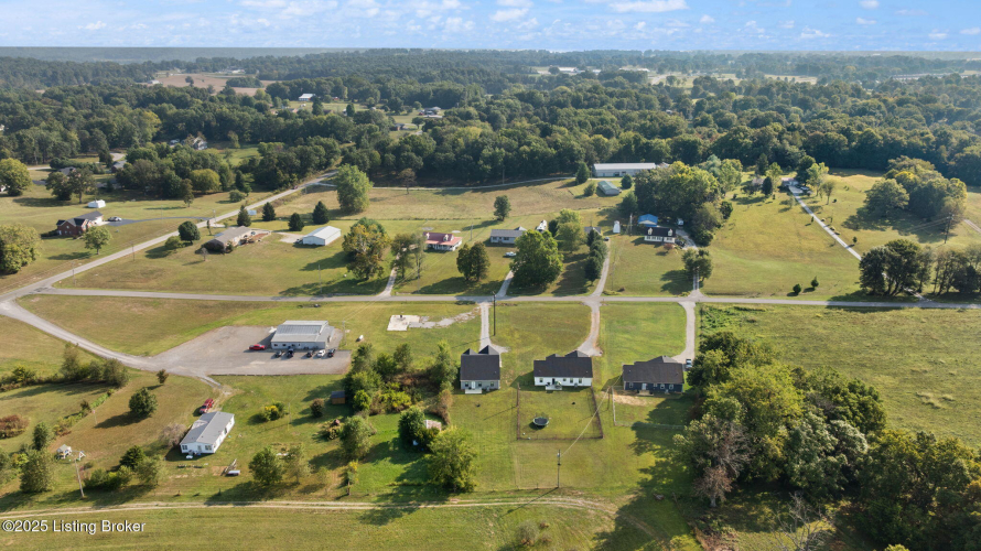 Listing Image 76