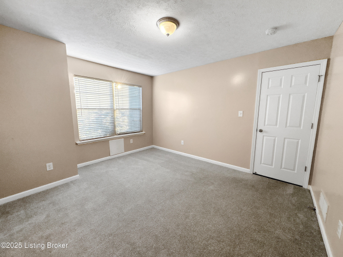 Listing Image 51