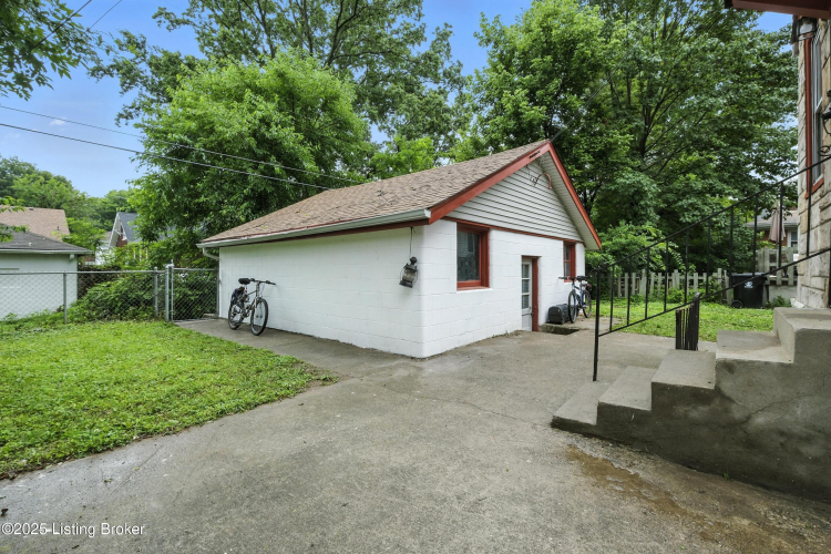 Listing Image 25