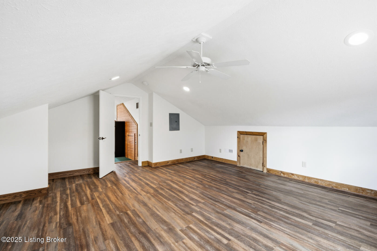 Listing Image 55