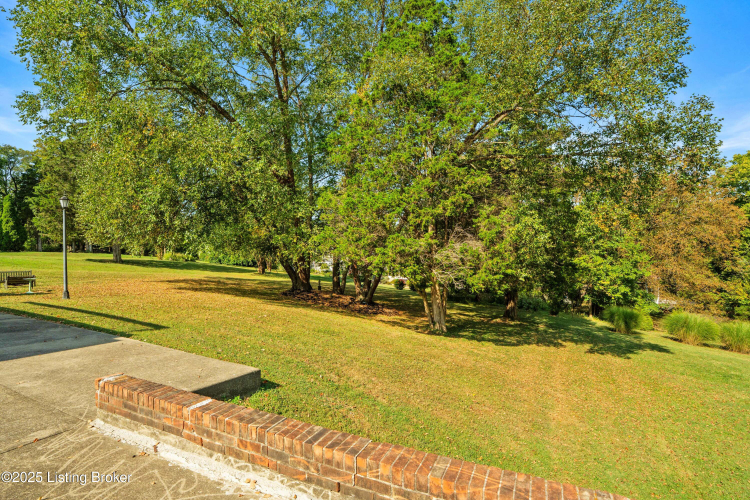 Listing Image 48