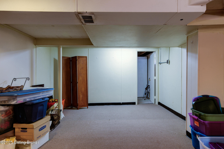 Listing Image 30