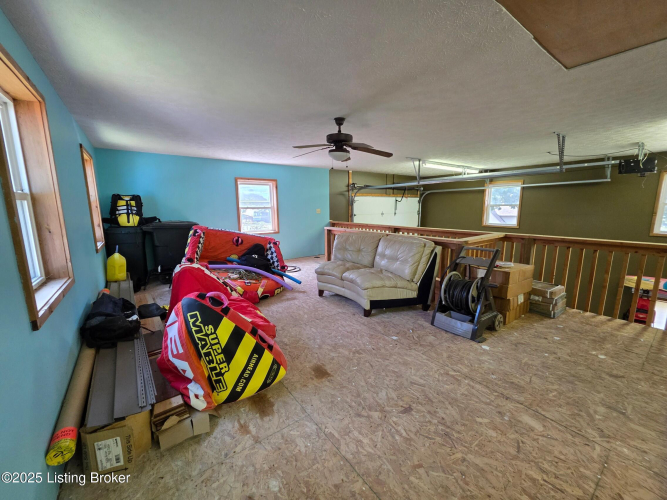 Listing Image 76