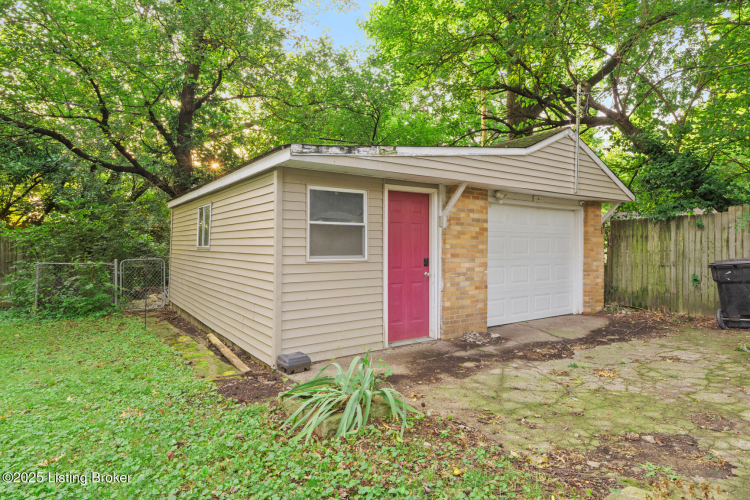 Listing Image 23