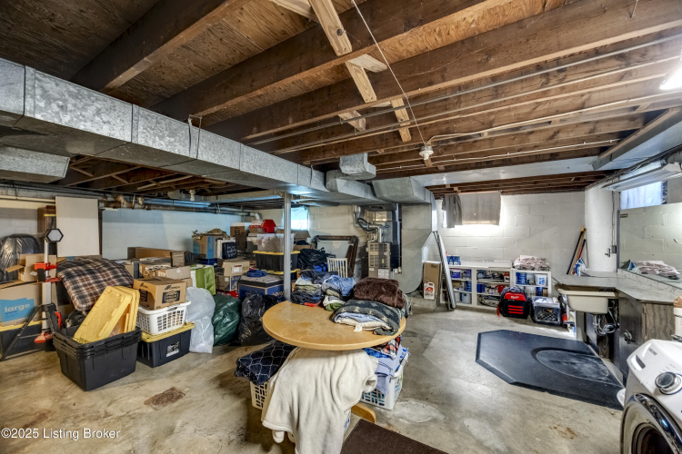 Listing Image 28