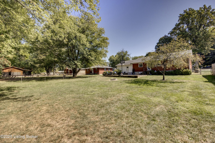 Listing Image 36