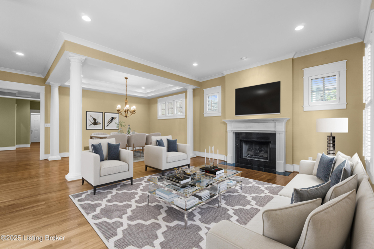 Listing Image 5