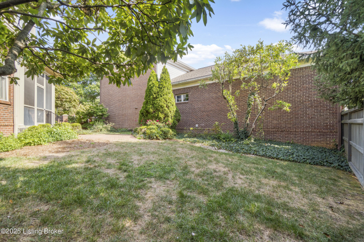 Listing Image 50
